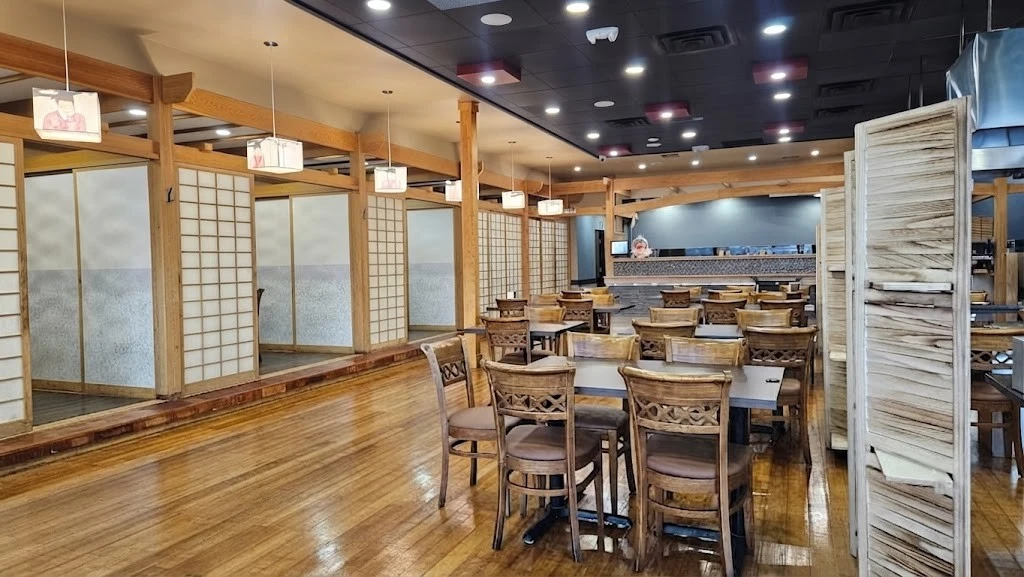 Hanyang Korean Restaurant dining room on Macleod Trail SE in Calgary